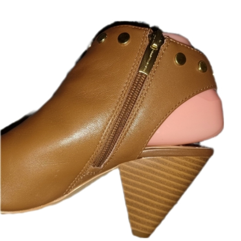 Vince Camuto Caramel Leather Shoes - Picture 4 of 5